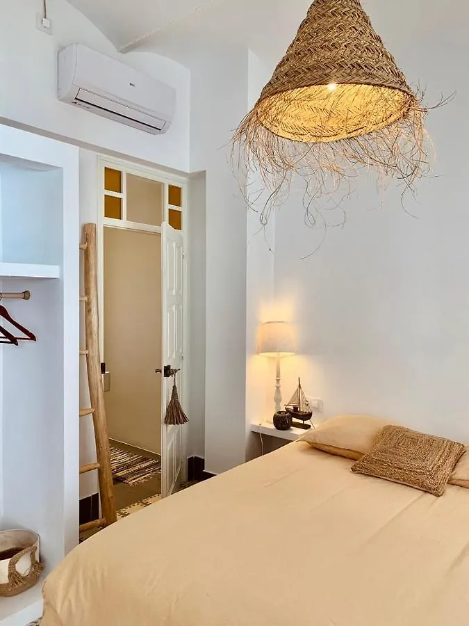 Apartment El Nido: Maison Renovee Escala Centre L'Escala